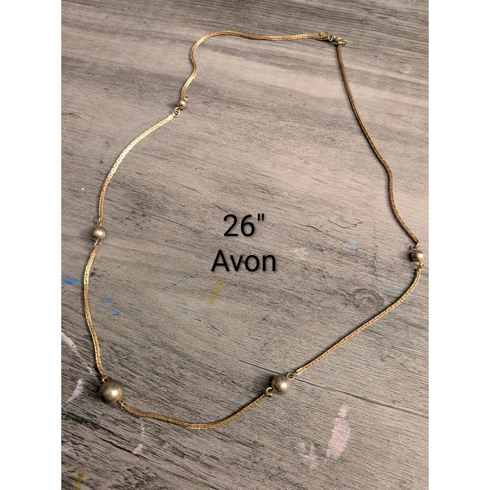 Avon Vintage Gold Tone Station Bead Necklace 26 Inch Flat Link Chain